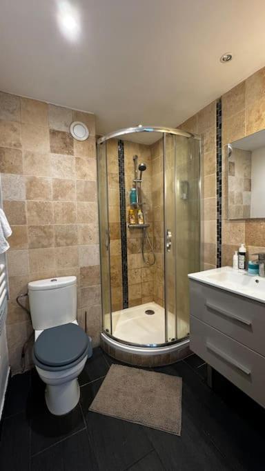 Apartment Moderne - *
